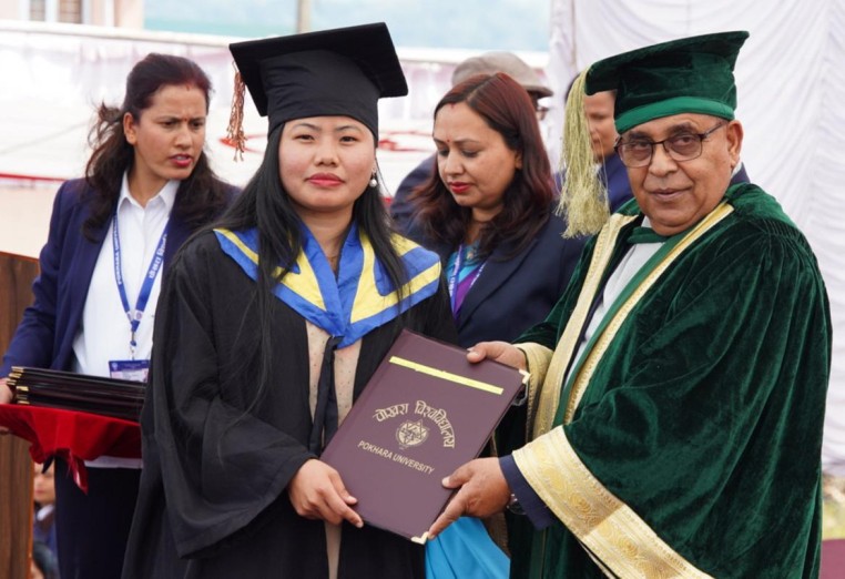 पोखरा विश्वविद्यालयका ११ हजार २ सय ६८ विद्यार्थी दिक्षित